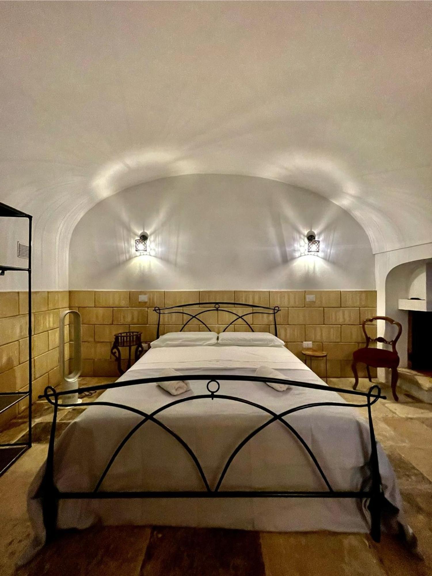 Il Serafino Holiday Suites Bari Bagian luar foto